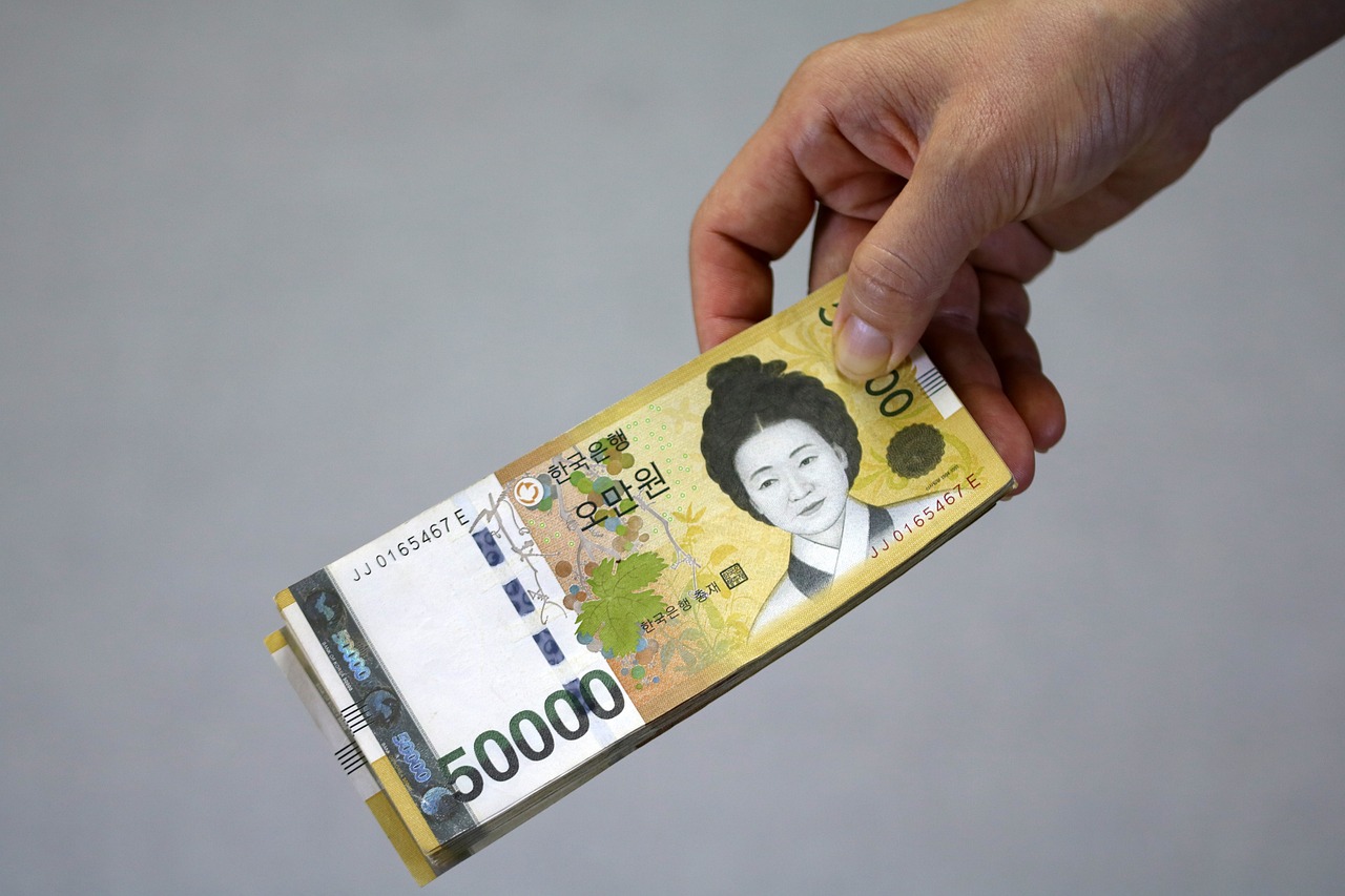 微信借款3000包过 贷款平台,本文探讨十款分24期的正规贷款平台有哪些